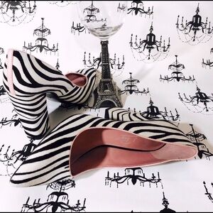 LEATHE PONY HAIR BLACK & WHITE ZEBRA CHUNKY HEEL